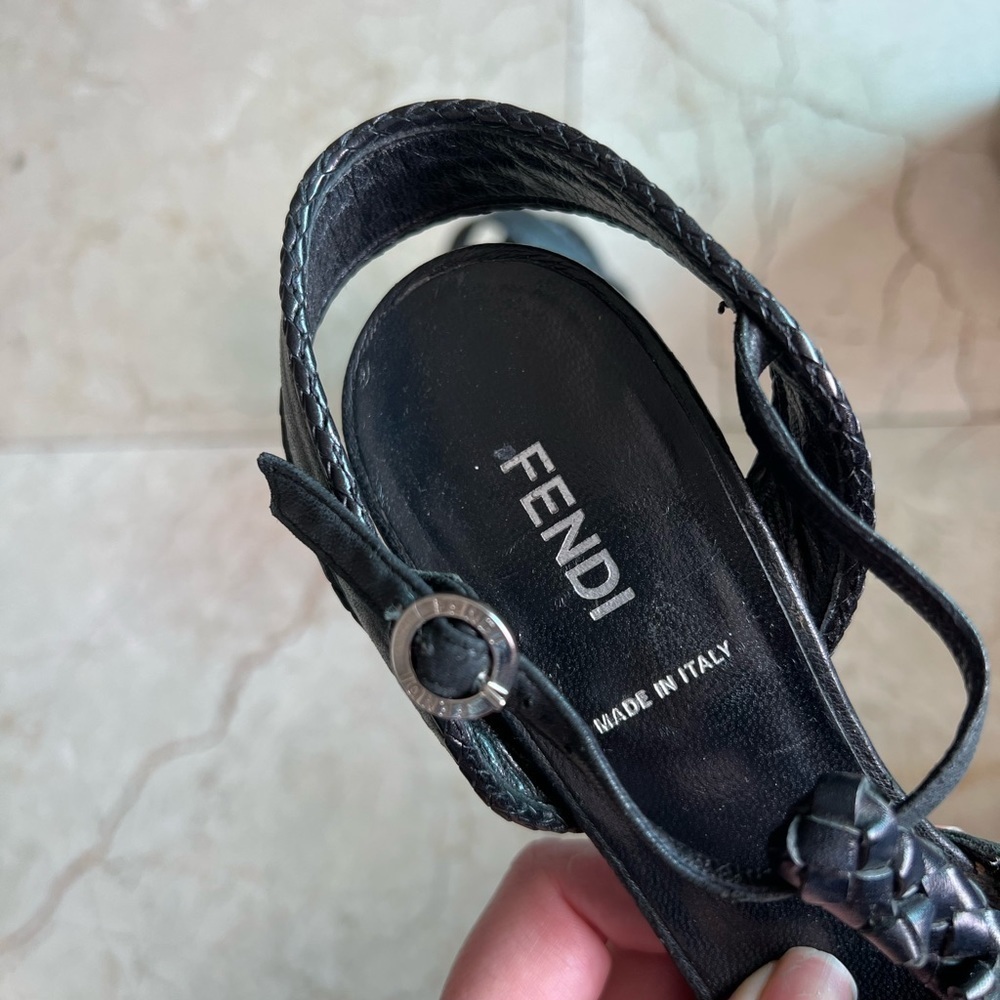 Fendi Black Leather Sandal - Picture 5 of 16